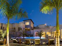 Bahia del Duque Las Villas Resort
