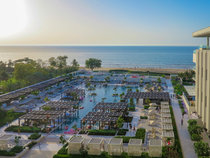 W Muscat