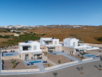 Desiterra Luxury Suites & Villas