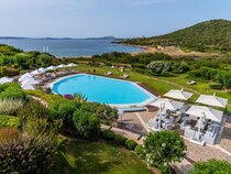 L'Ea Bianca Luxury Resort