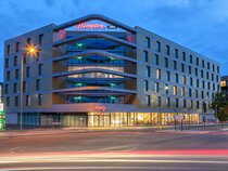 Hampton by Hilton Ashford International