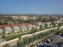 Nissiana Hotel & Bungalows