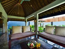 The Khayangan Dreams Villa Umalas