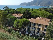 Residence Golfo della Lacona