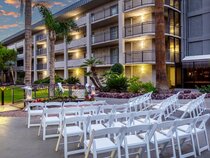 Holiday Inn & Suites Phoenix Airport North
