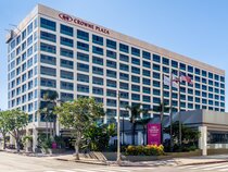 Crowne Plaza Los Angeles Harbor Hotel