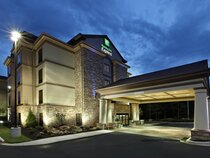 Holiday Inn Express Hotel and Suites Maumelle