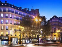 Hôtel Plaza Elysées
