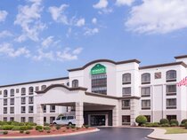Wingate by Wyndham Greenville Airport