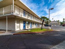 East Palm Canyon