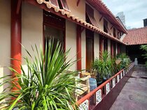 Blu Cabin Ari Stylish Gay Poshtel