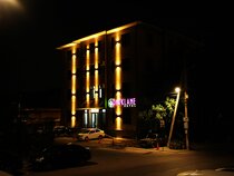 Parklane Hotel
