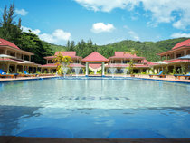 The Oasis Hotel, Restaurant & Spa