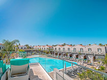 Hotel LIVVO Los Calderones