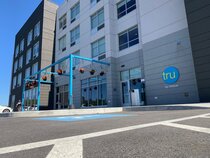 Tru by Hilton Yarmouth