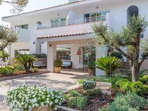 Solecito Apartments