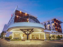 Belcourt Lombok
