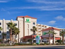 Holilday Inn and Suites on the Ocean