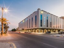Naviti Warwick Al Khobar