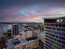 SO/Auckland