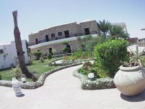 Dolphin Continental Hotel