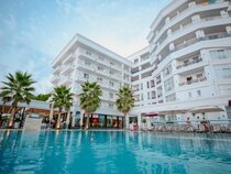 Klajdi Resort
