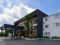 Courtyard Detroit Utica