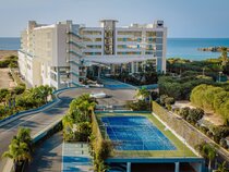 Nissiblu Beach Resort