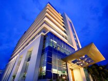 Santika Makassar