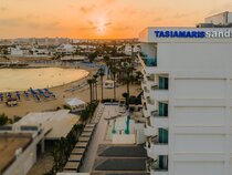 Tasia Maris Sands