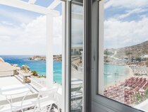 Super Paradise Suites