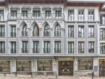 Golden Royal Hotel