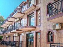 Hotel Aura