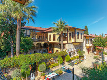 Alp Pasa Hotel