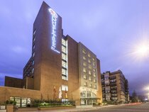 DoubleTree by Hilton Bogota Calle 100