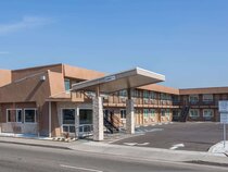 DAYS INN YOSEMITE AREA FRESNO