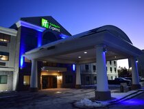Holiday Inn Express Syracuse Airport