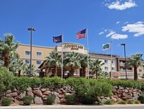 Courtyard St. George