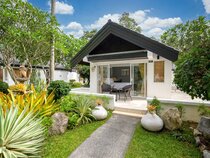 Thavorn Beach Village Resort