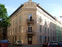 Crystal Suites Old Town