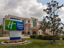 Holiday Inn Express and Suites Bradenton East Lake