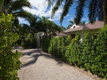 Alisea Pool Villas