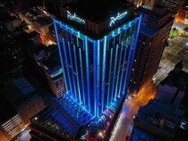 Radisson Victoria Plaza