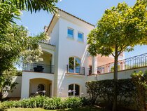 Arcos Gardens Country Estate