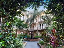 Best Western Plus French Quarter Landmark