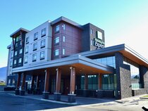 Holiday Inn Express & Suites Chilliwack East