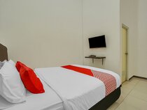 OYO 90684 Happy Homestay Syariah
