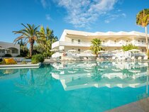 Hotel Niriides Beach