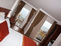 Aren Suites