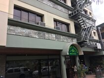 Golden Valley Hotel